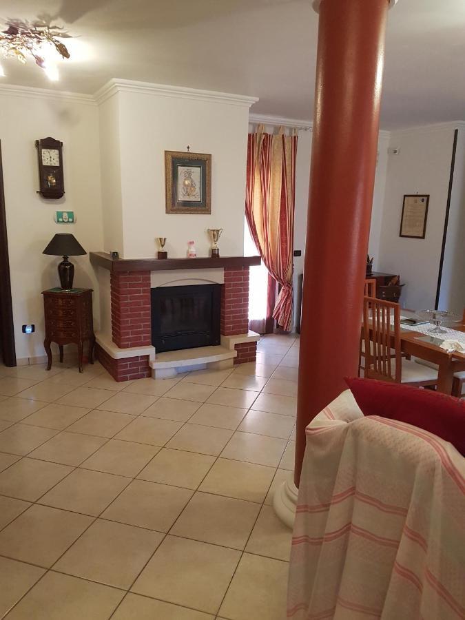 B&B Malibu Ardea Εξωτερικό φωτογραφία
